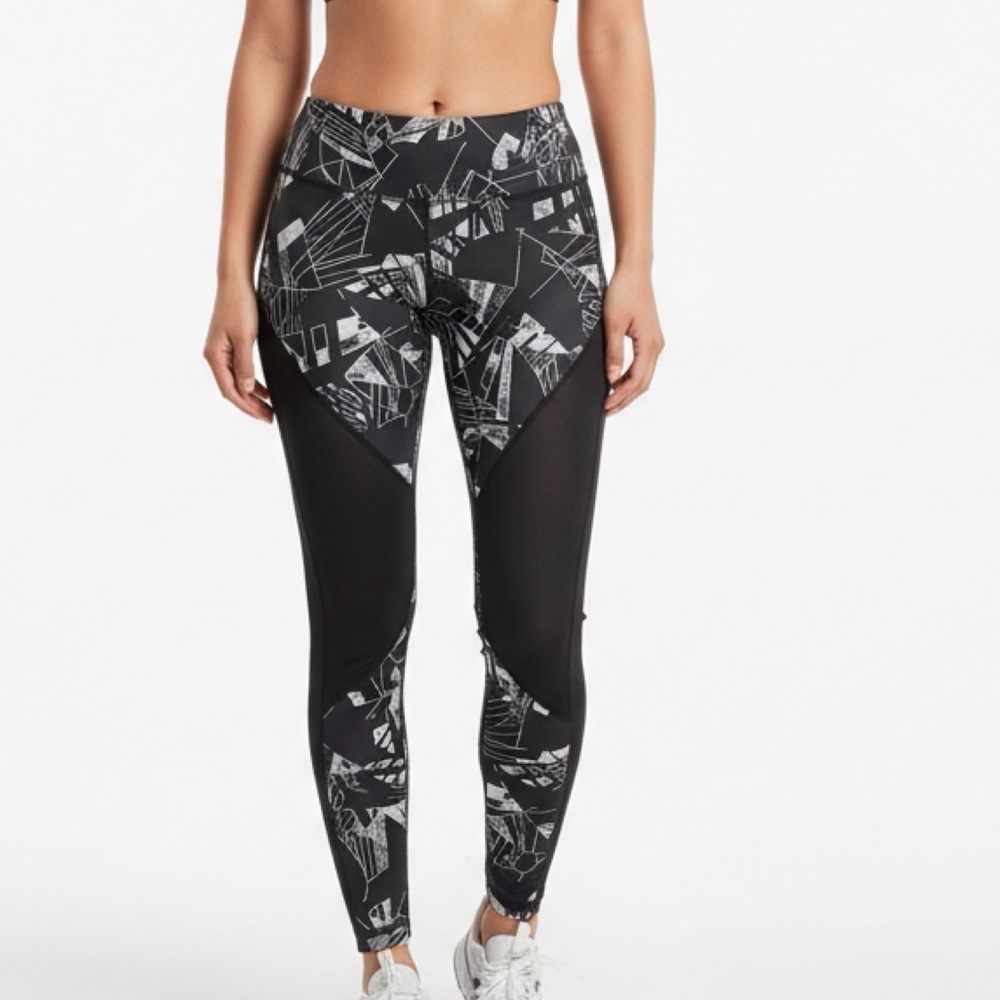 ZELLA Womens mesh geometric black and white leggings size S